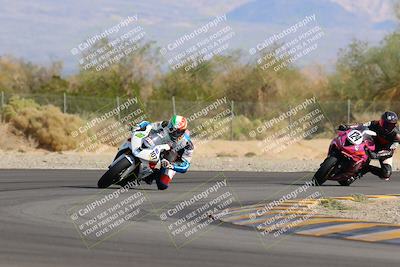 media/Nov-05-2022-SoCal Trackdays (Sat) [[f8d9b725ab]]/Turn 2 (1120am)/